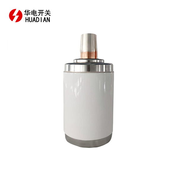 What is the purpose of the vacuum bulb in a vacuum circuit breaker?